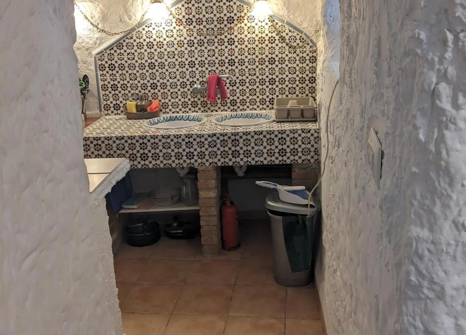 Cuevas Barrio Las Santas Huescar