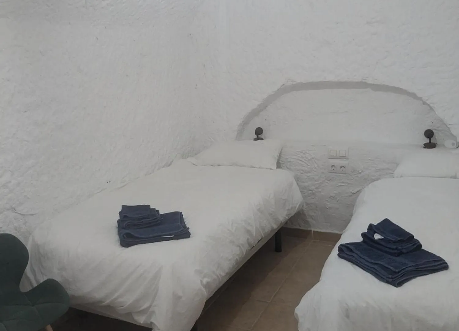 Cuevas Barrio Las Santas Huescar